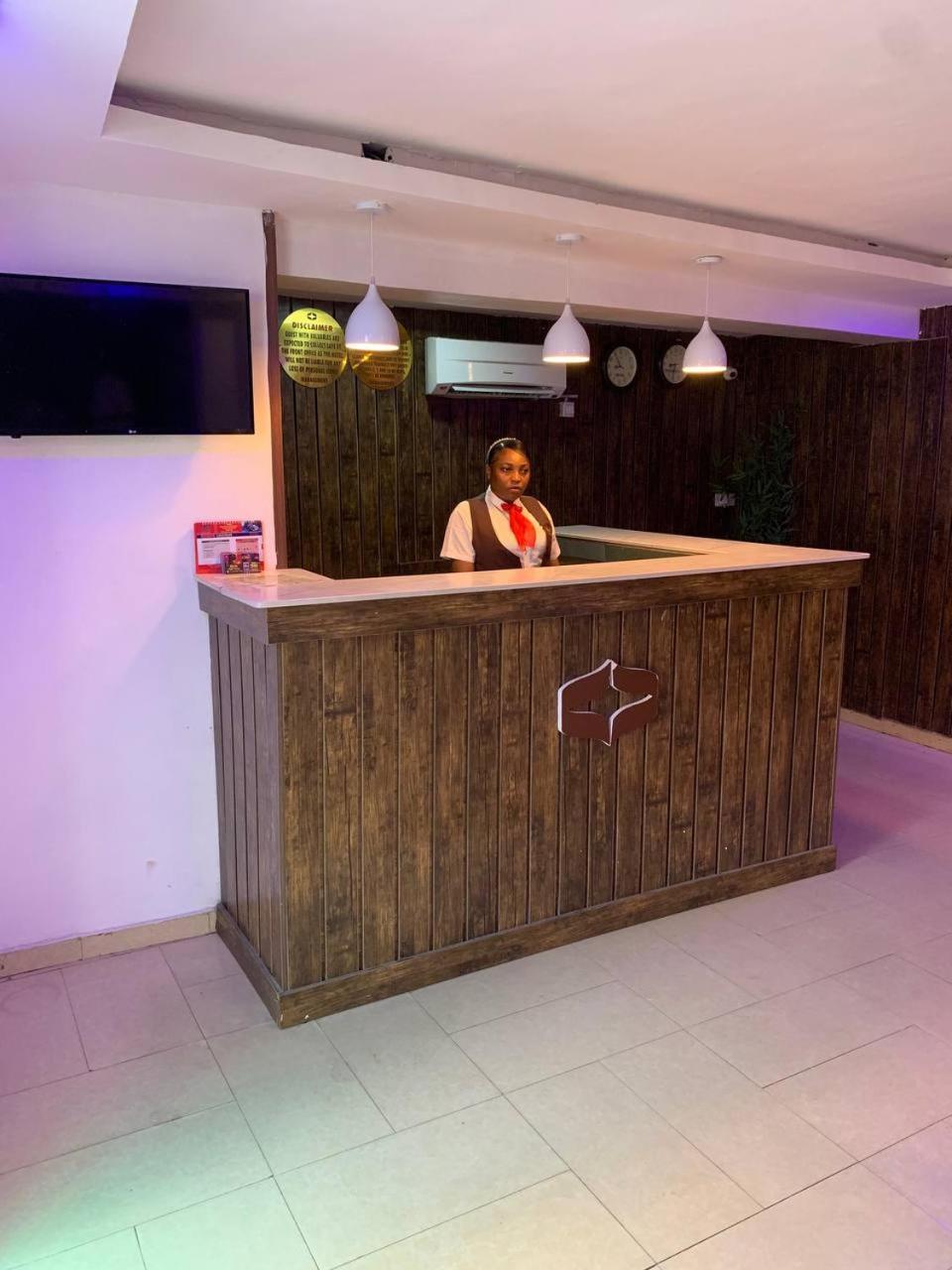 Presken Hotels Alade Avenue Ikeja Exterior foto