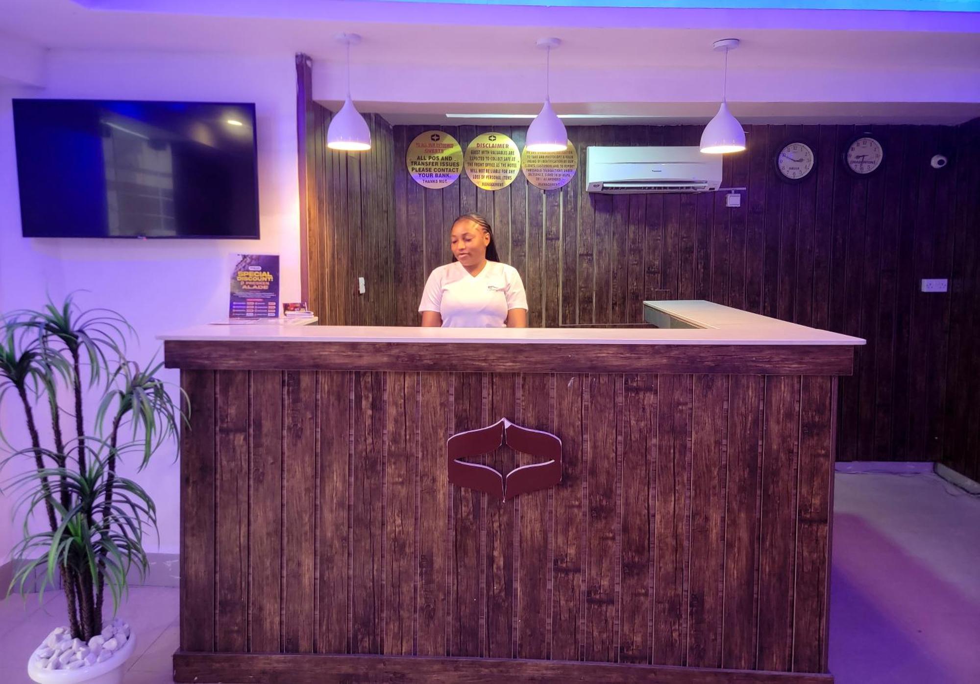 Presken Hotels Alade Avenue Ikeja Exterior foto